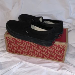 Black Slip-on Vans